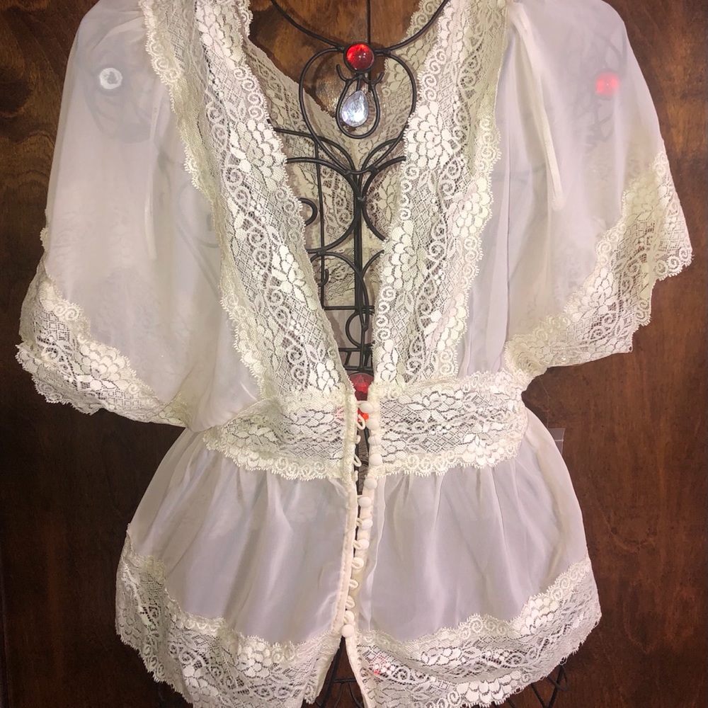 COPY - Forever21 lace blouse